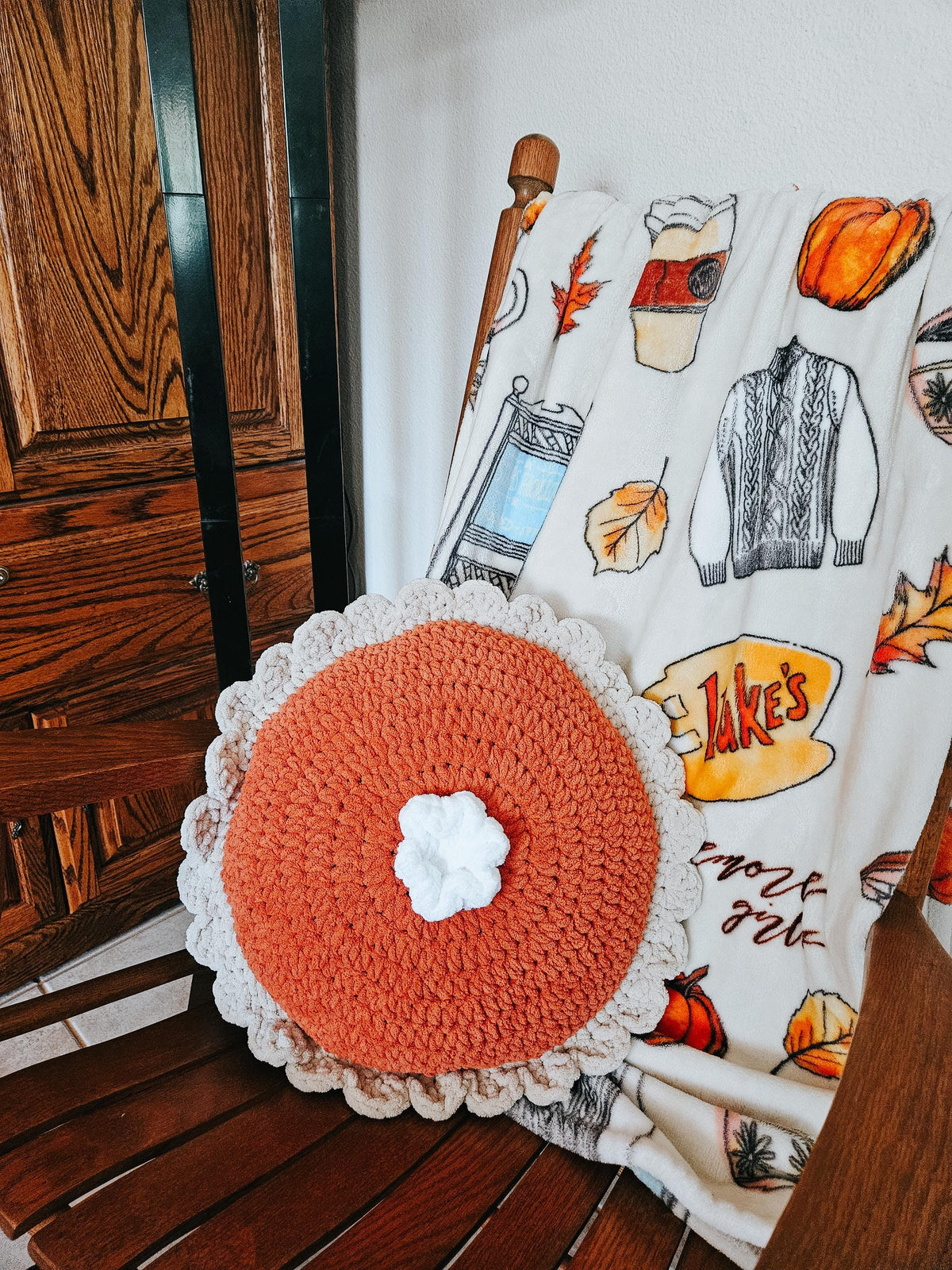 Crochet Pumpkin Pie Pillow | Handmade Fall & Thanksgiving Decor